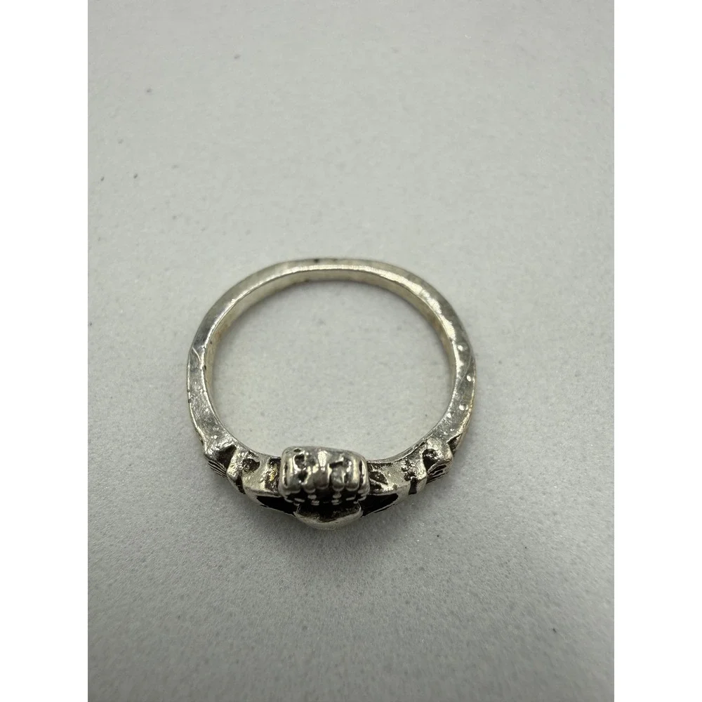 Vintage Silver Tone Irish Claddagh‎ Ring Heart Hands Crown Size 5